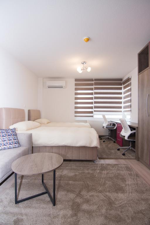 Vip - Kolonija Apartment